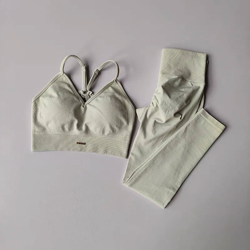 There are new color Peach High-Waisted Hip-Lifting Women's Exercise Suit Shockproof Yoga Fitness Clothes for Running And Styling