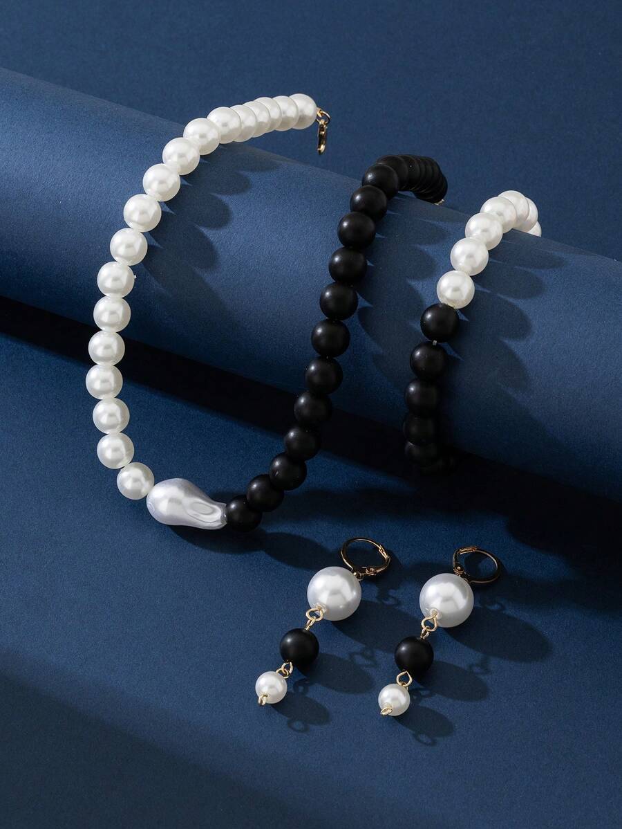 perlas y piedras preciosas de agua