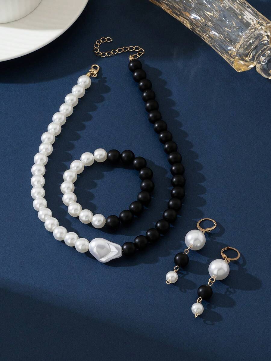 perlas y piedras preciosas de agua